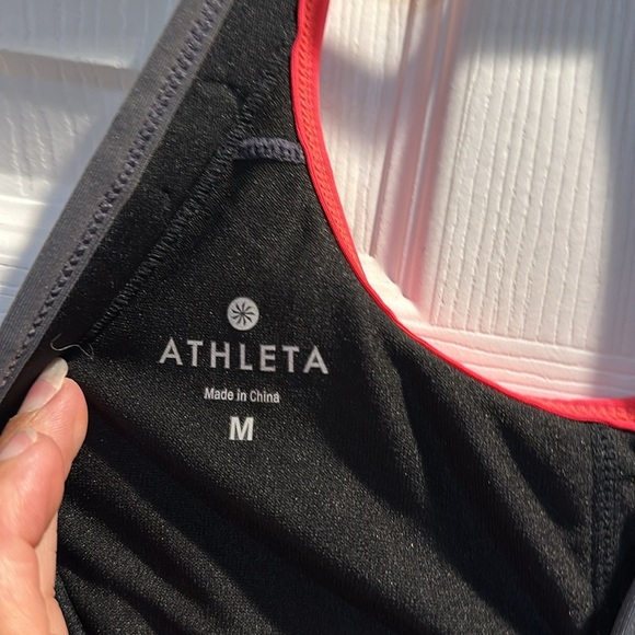 Athleta Torpedo Tankini Bikini Swimsuit Top M bathing suit - Picture 7 of 8